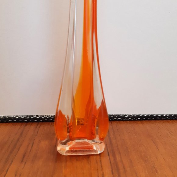 Vintage 4 Finger Orange Swung Vase - Beautiful! - Picture 7 of 13